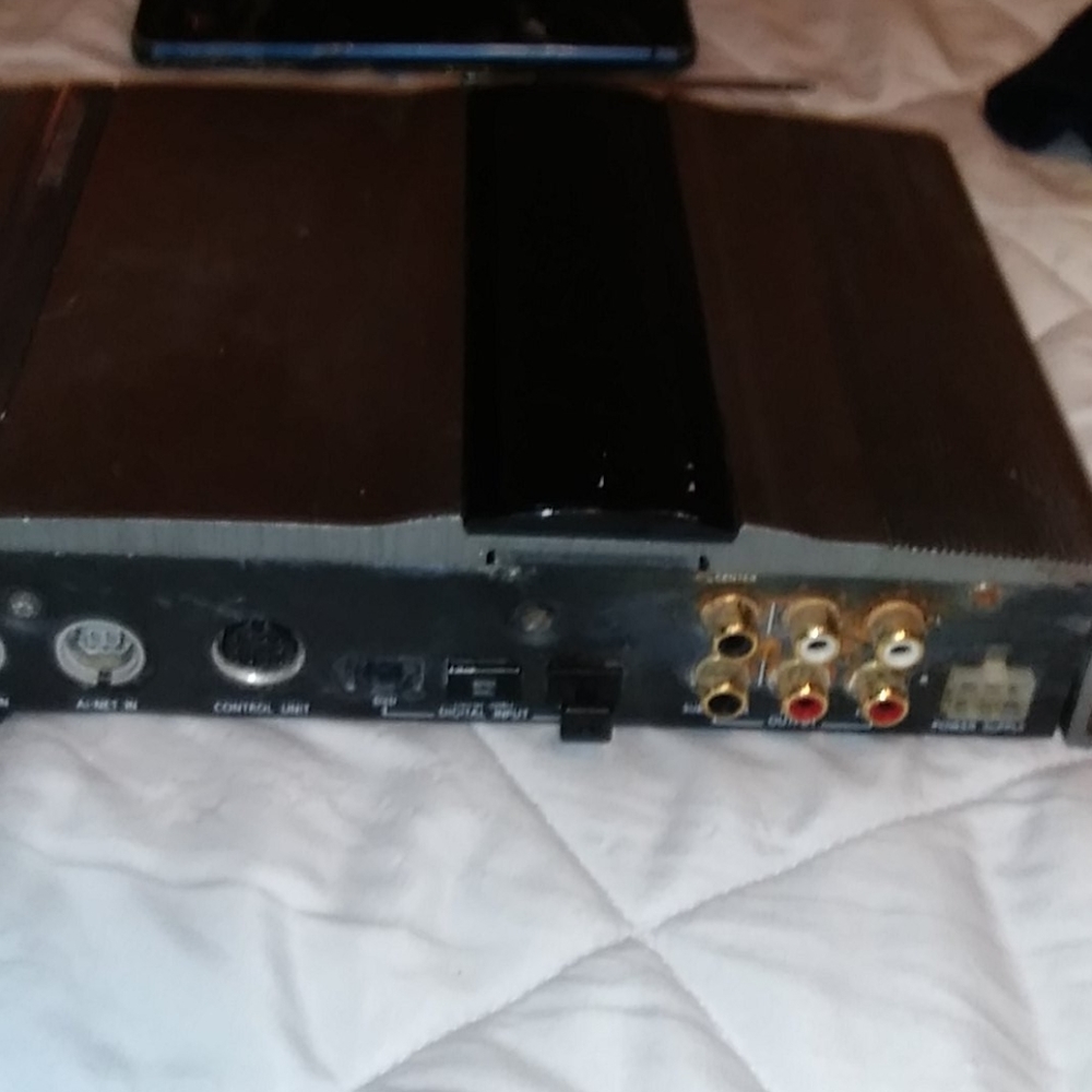 Alpine digital audio processer - Picture 3 of 12